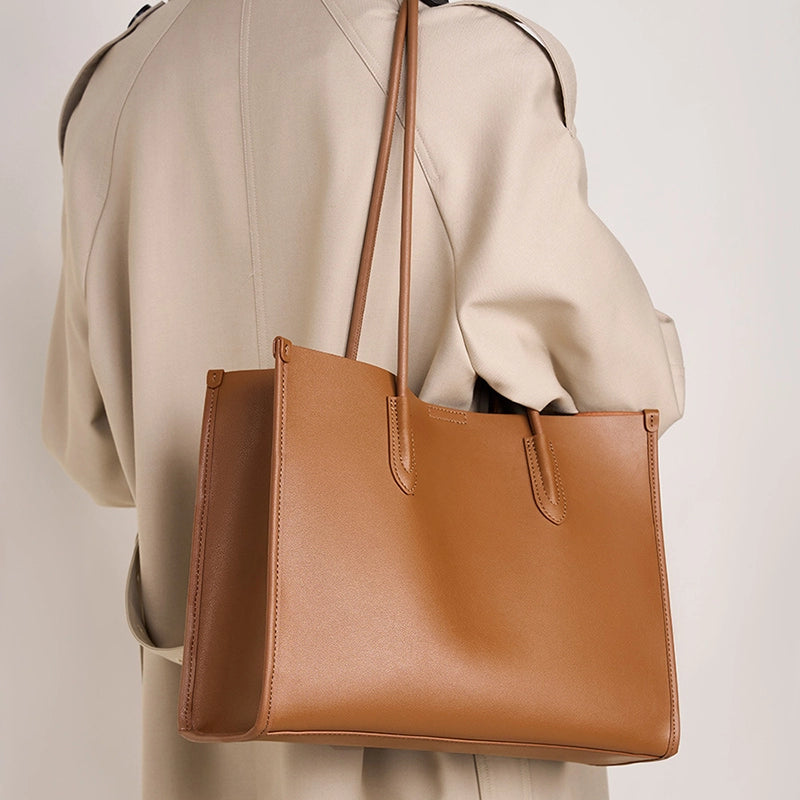 Everyday Elegance Leather Tote